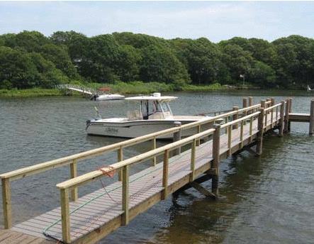 Capewind Waterfront Resort Falmouth Exterior photo